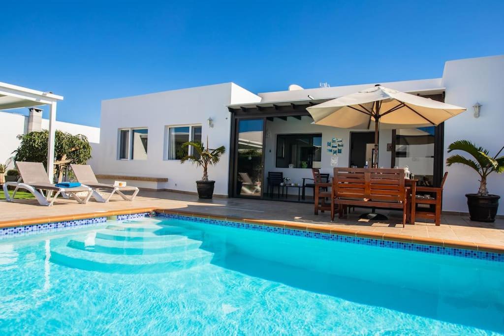 Villa Mario Lanzarote Playa Blanca  Extérieur photo
